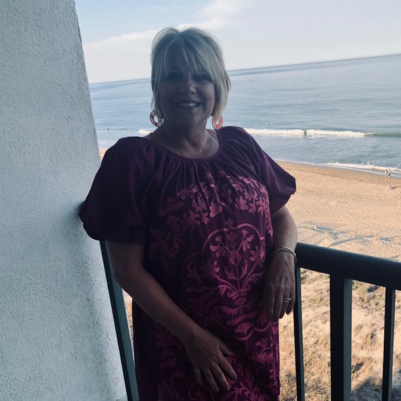 Meet your Posher, Krista - Picture 1 of 1